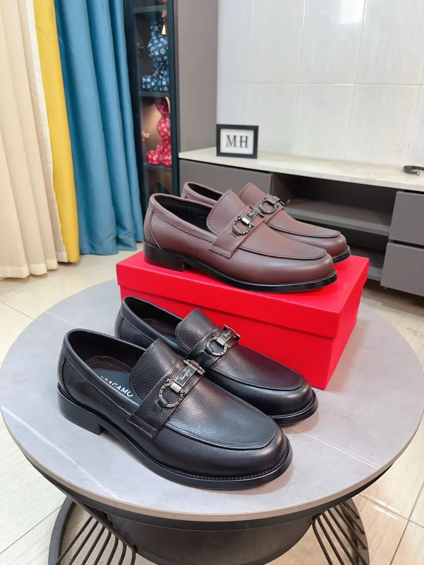 Men's shoes 💰560🌸🌸Water dyed cowhide 🆘[Salvatore Ferragamo] Ferragamo's latest casual business leather shoes for men! Available at counters simultaneously! The fabric is made of specially imported original suede calfskin, and the interior is made of imported water-dyed cowhide. It is absolutely luxurious and leads the fashion trend. Matching code: 38-44 45 customized
